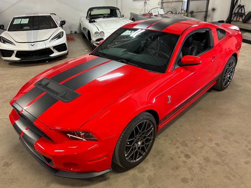 Used 2013 Ford Mustang Shelby GT500 RWD image 19