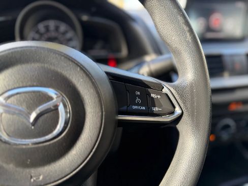 Used 2018 MAZDA MAZDA3 Sport image 27