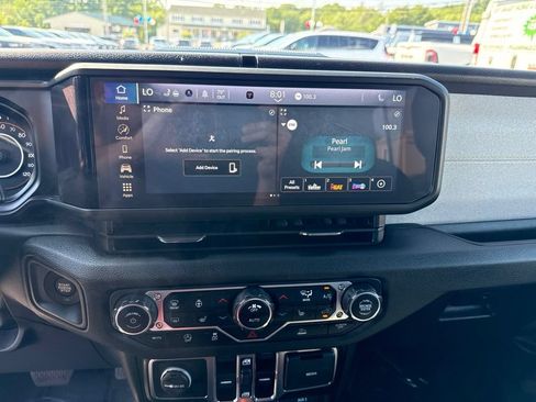 Certified 2025 Jeep Wrangler Unlimited Sport AWD/4WD image 12