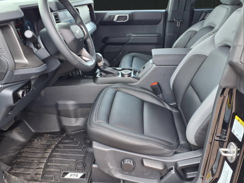 New 2026 Ford Bronco Badlands AWD/4WD image 16