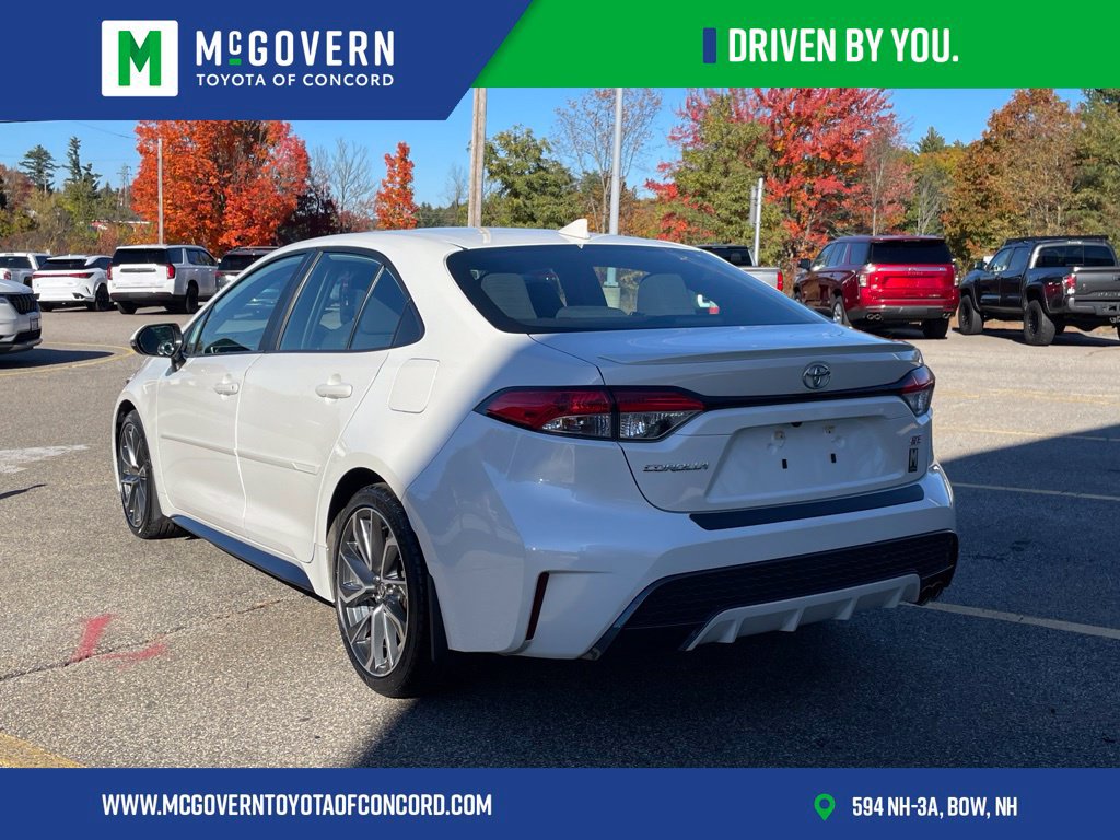 Used 2021 Toyota Corolla SE FWD image 3