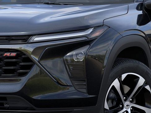 New 2026 Chevrolet Trax RS w/ Driver Confidence Package image 10