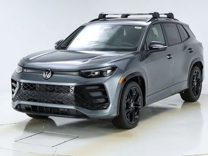 New 2025 Volkswagen Tiguan SE R-Line