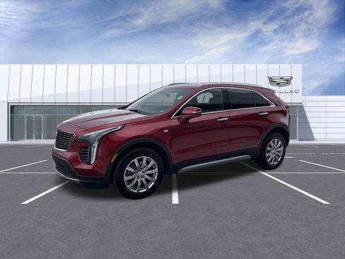 Used 2023 Cadillac XT4 Premium Luxury image 4