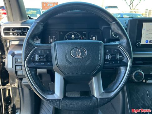 Certified 2025 Toyota 4Runner SR5 AWD/4WD image 22
