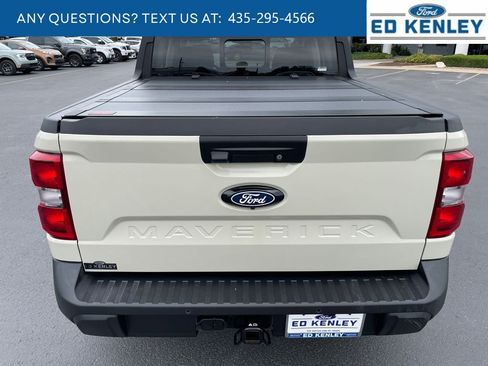 Used 2025 Ford Maverick Lariat w/ 4K Tow Package AWD/4WD image 25