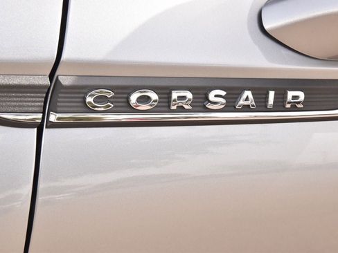 Used 2021 Lincoln Corsair Reserve w/ Equipment Group 201A image 41