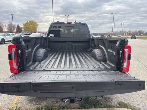 New 2026 Ford F450 Platinum w/ Platinum Plus Package image 13