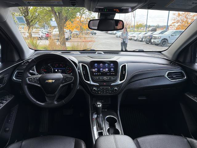 Used 2021 Chevrolet Equinox Premier AWD/4WD image 32