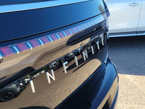 New 2026 INFINITI QX80 Pure image 6