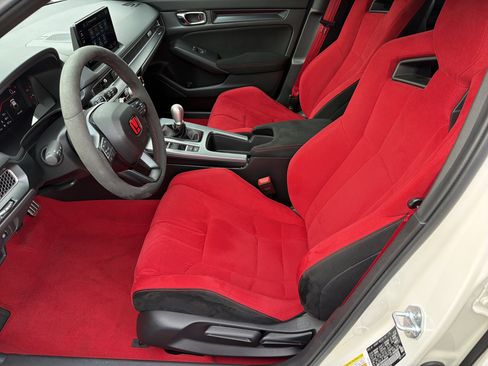 Used 2023 Honda Civic Type R image 7