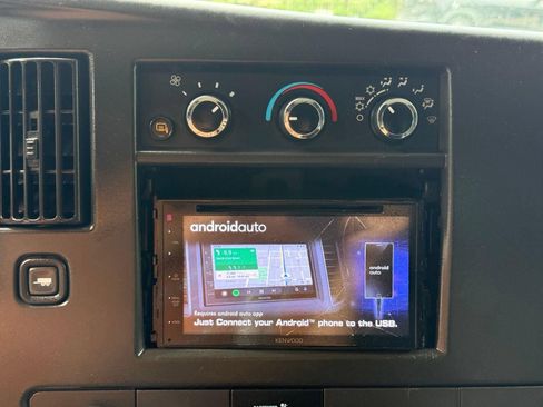 Used 2021 GMC Savana 2500 w/ Driver Convenience Package RWD image 30