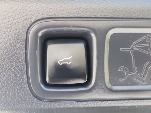 Used 2022 Lincoln Navigator L Reserve image 6