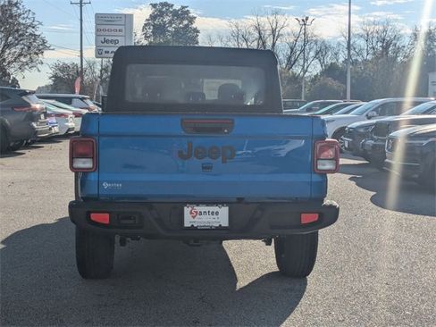 New 2026 Jeep Gladiator Sport image 4