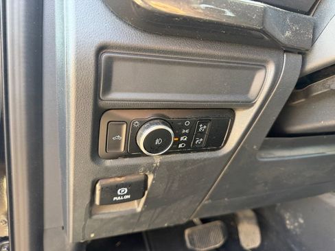 Used 2024 Ford F150 STX AWD/4WD image 14