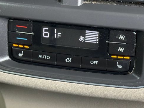 Used 2018 Volkswagen Atlas SEL Premium AWD/4WD image 18