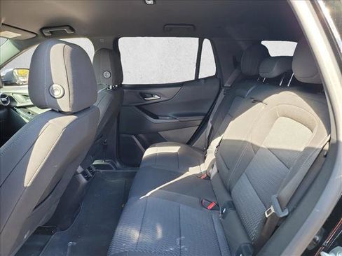 Used 2026 Chevrolet Equinox LT FWD image 11
