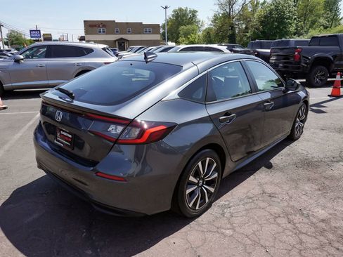 Used 2024 Honda Civic EX-L image 6