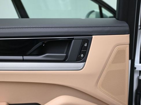 New 2026 Porsche Cayenne S image 20