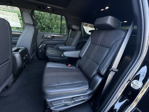New 2026 Chevrolet Tahoe High Country AWD/4WD image 19