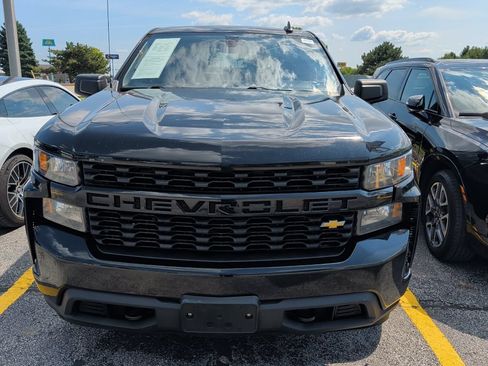 Used 2022 Chevrolet Silverado 1500 Custom AWD/4WD image 7