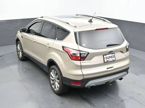 Used 2018 Ford Escape Titanium AWD/4WD image 19