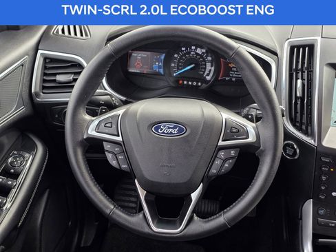 Used 2018 Ford Edge Titanium w/ Equipment Group 301A image 28