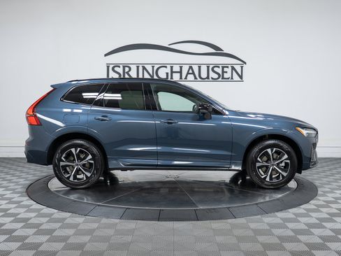 New 2026 Volvo XC60 B5 Core w/ Climate Package AWD/4WD image 4