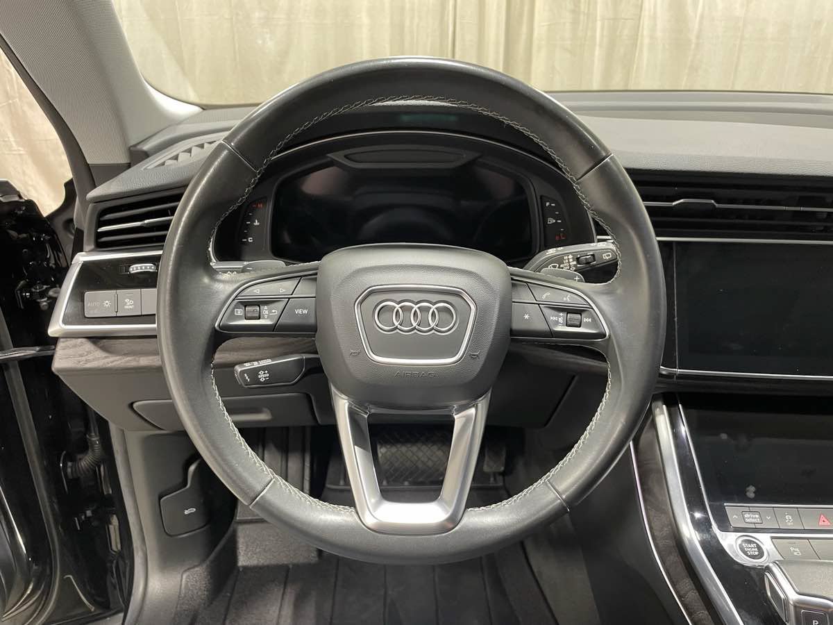 Used 2021 Audi Q8 Premium Plus w/ Premium Plus Package AWD/4WD image 11