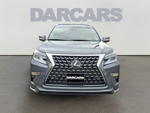 Used 2023 Lexus GX 460 Premium w/ Accessory Package AWD/4WD image 2