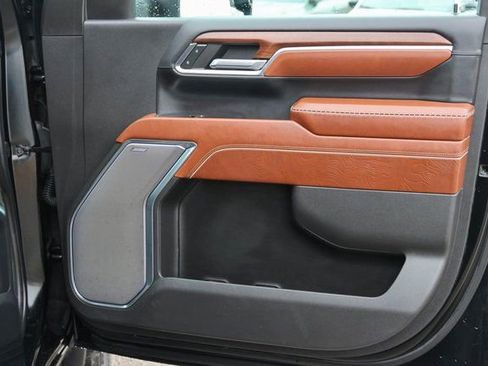 Used 2024 GMC Sierra 3500 Denali Ultimate image 21