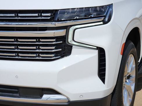 Used 2024 Chevrolet Tahoe Premier AWD/4WD image 13