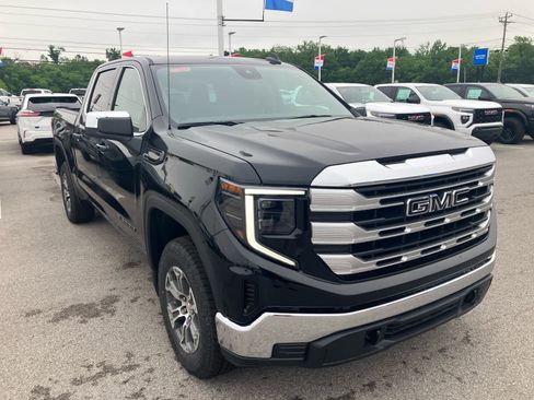 New 2026 GMC Sierra 1500 SLE w/ X31 Off-Road Package AWD/4WD image 1