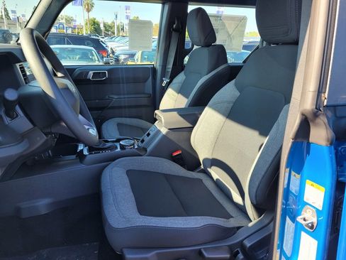 New 2025 Ford Bronco Base image 35
