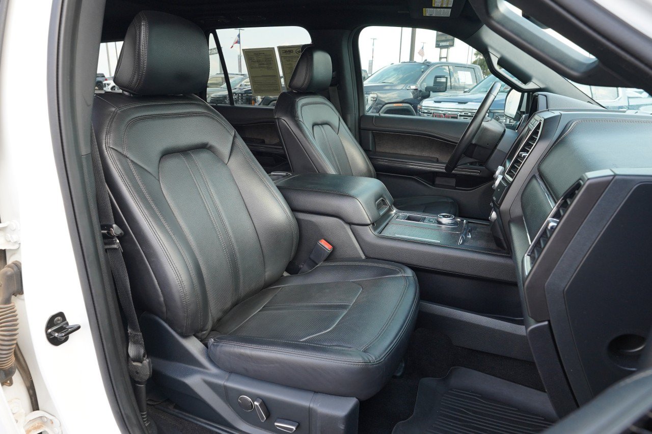 Used 2021 Ford Expedition Limited RWD image 27