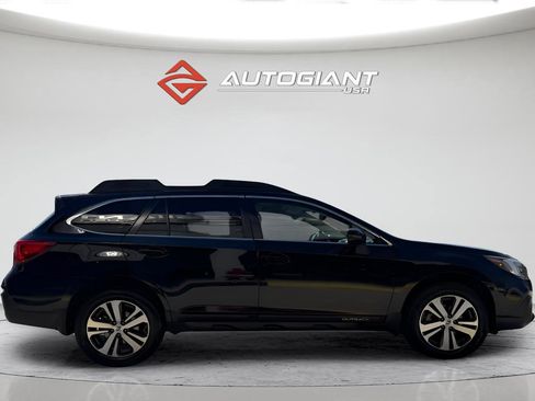 Used 2019 Subaru Outback 3.6R Limited w/ Popular Package #2 image 12