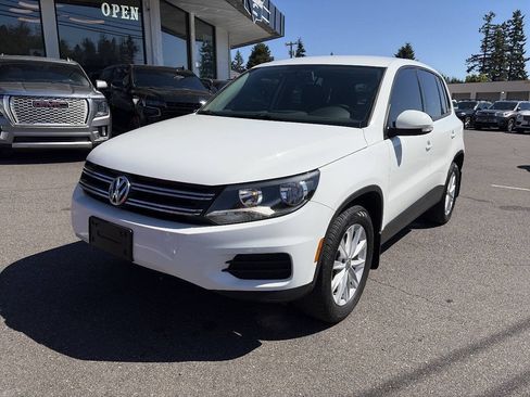 Used 2017 Volkswagen Tiguan S AWD/4WD image 1