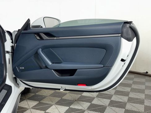 Used 2021 Porsche 911 Carrera image 37