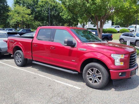 Used 2017 Ford F150 XLT w/ Equipment Group 301A Mid AWD/4WD image 2