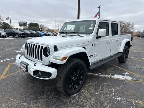 Certified 2023 Jeep Gladiator Overland image 17