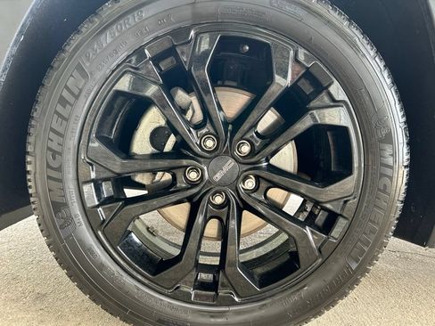Used 2020 GMC Terrain SLT w/ Preferred Package FWD image 29