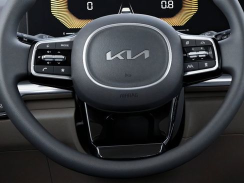 New 2026 Kia Carnival LX FWD image 22