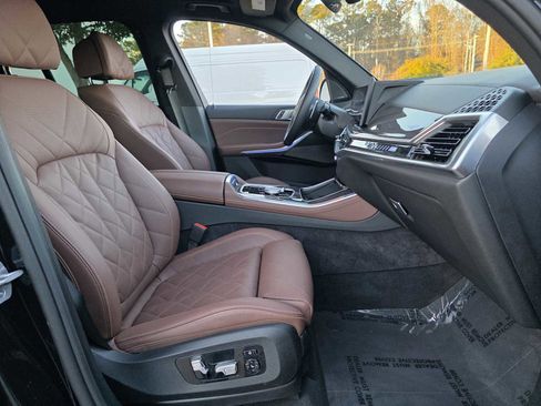 Used 2026 BMW X5 M60i image 30