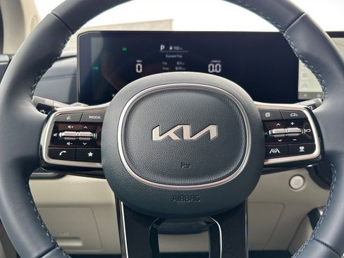 New 2026 Kia Carnival EX image 25
