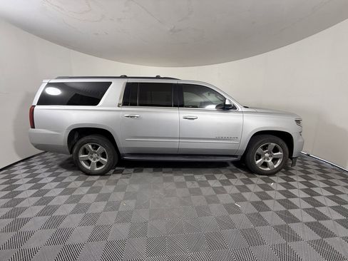 Used 2018 Chevrolet Suburban LS w/ All-Season Package image 9
