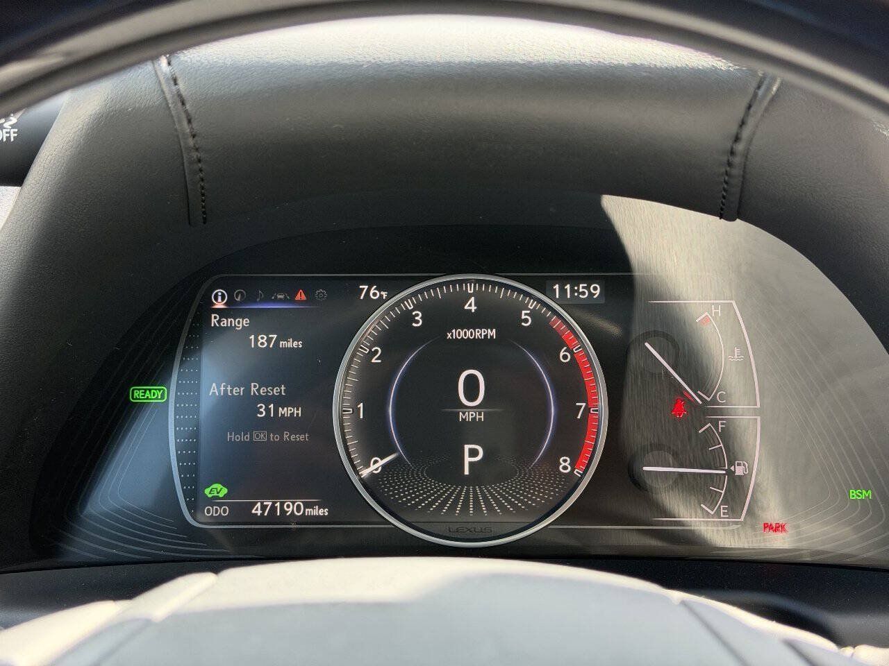 Used 2019 Lexus ES 300h w/ Accessory Package 2 FWD image 17