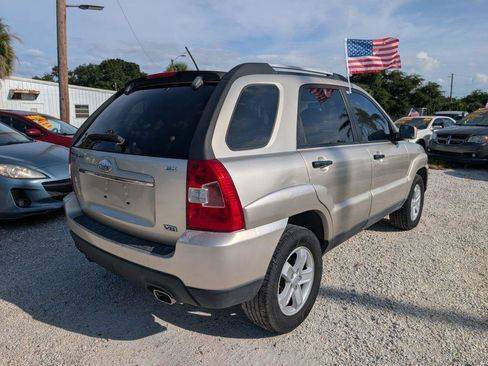 Used 2009 Kia Sportage EX w/ Leather Pkg FWD image 7