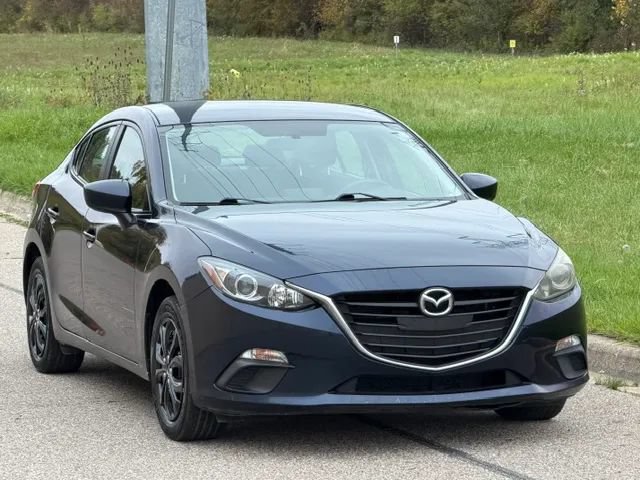 Used 2016 MAZDA MAZDA3 i Sport FWD image 4