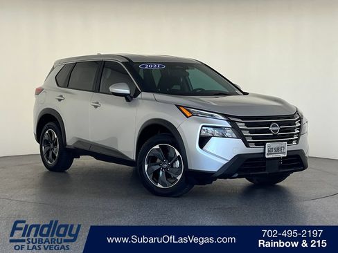 Used 2024 Nissan Rogue SV AWD/4WD image 1