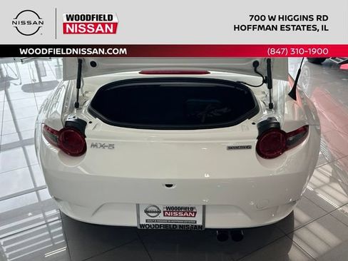 Used 2020 MAZDA MX-5 Miata Club RWD image 16